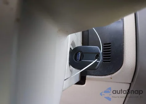 2013 Ford Expedition Xl z USA, uszkodzony, nr VIN 1FMJU1G59DEF60202